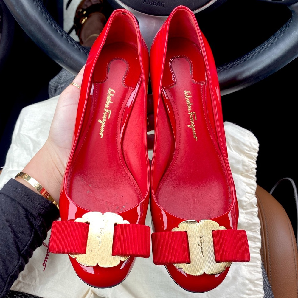 SALVATORE FERRAGAMO HEELS